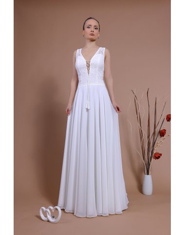 Wedding dress 14142 from Schantal