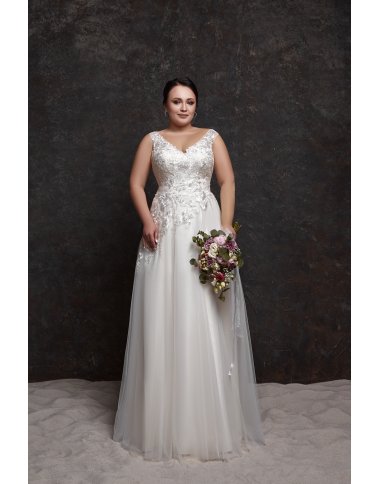 Wedding dress 28027 from Schantal