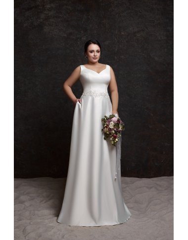 Wedding dress 28028 from Schantal