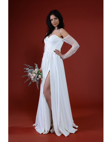 Wedding dress 52039 from Schantal