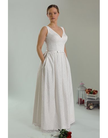 Brautkleid 1830 XXL von Schantal