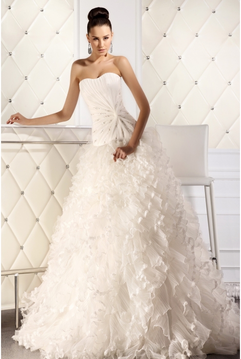 Hochzeitskleid für braut von Schantal, Kollektion Sale, Modell 80 / Gr.40. Foto 1