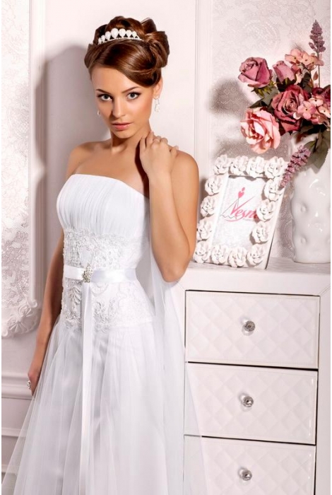 Hochzeitskleid für braut von Schantal, Kollektion Sale, Modell 44 / Gr.38. Foto 1