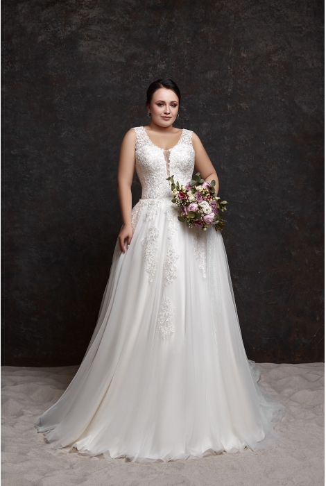 Hochzeitskleid für braut von Schantal, Kollektion Queen XXL, Modell 1002-D. Foto 3