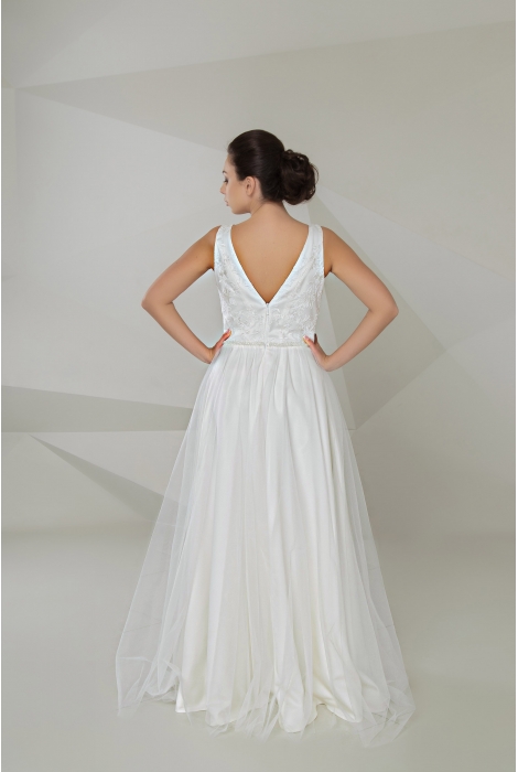 Hochzeitskleid für braut von Schantal, Kollektion Sale, Modell 1025 / Gr.42. Foto 2
