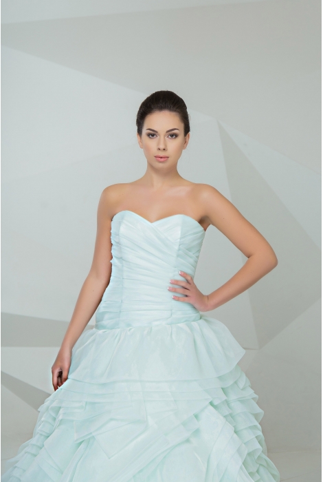 Hochzeitskleid für braut von Schantal, Kollektion Sale, Modell 1036. Foto 3