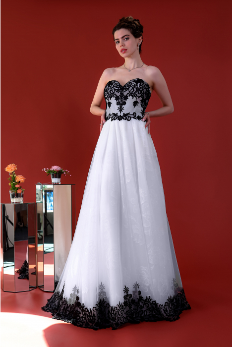 Hochzeitskleid für braut von Schantal, Kollektion Kiara, Modell 1174. Foto 4