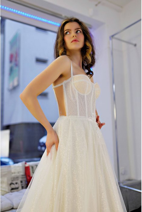 Hochzeitskleid für braut von Schantal, Kollektion Traum, Modell 14006. Foto 2