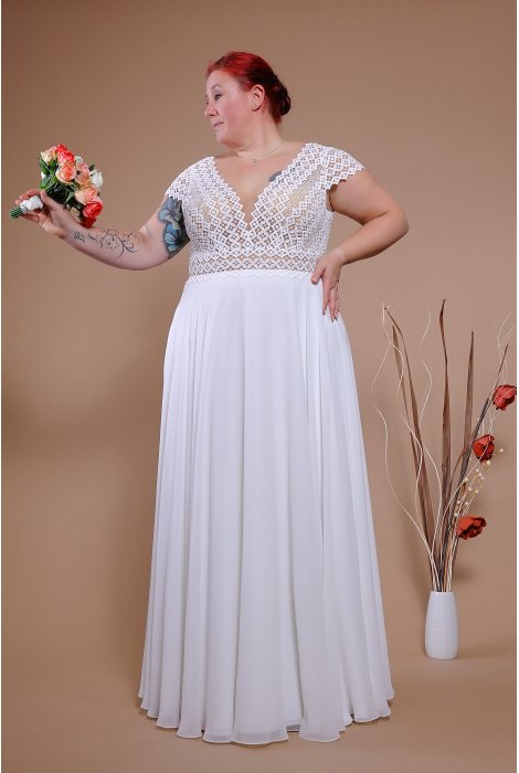 Hochzeitskleid für braut von Schantal, Kollektion Queen XXL, Modell 14008-2 XXL. Foto 2