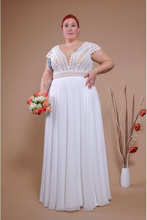 Hochzeitskleid für braut von Schantal, Kollektion Queen XXL, Modell 14008-2 XXL. Foto 3