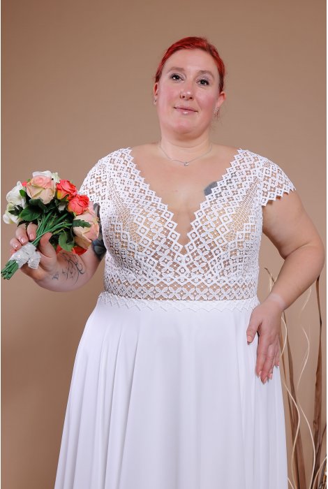 Hochzeitskleid für braut von Schantal, Kollektion Queen XXL, Modell 14008-2 XXL. Foto 4