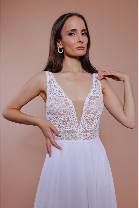 Hochzeitskleid für braut von Schantal, Kollektion Traum, Modell 14024. Foto 1