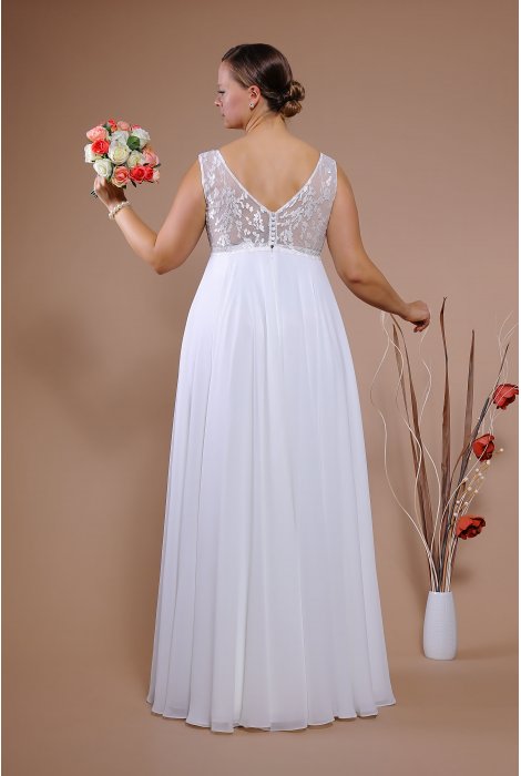 Hochzeitskleid für braut von Schantal, Kollektion Queen XXL, Modell 14027 XXL. Foto 5