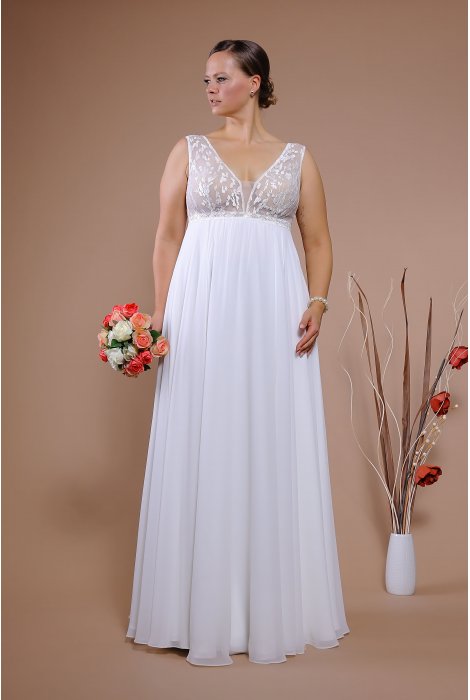 Hochzeitskleid für braut von Schantal, Kollektion Queen XXL, Modell 14027 XXL. Foto 2