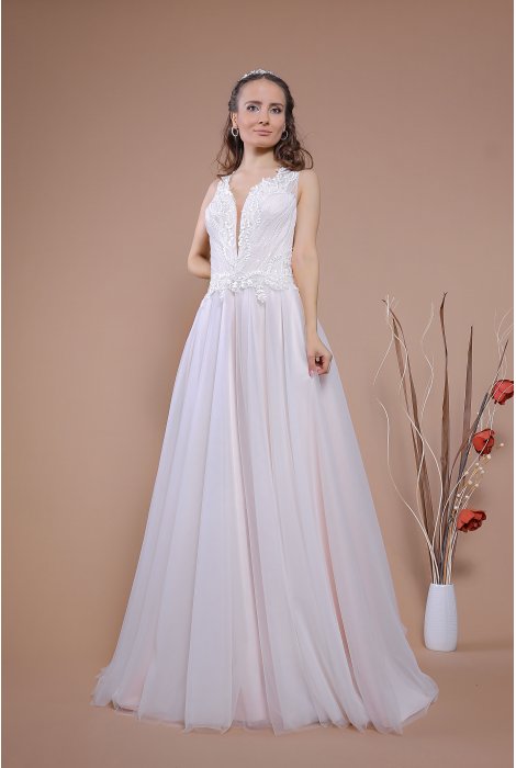 Hochzeitskleid für braut von Schantal, Kollektion Traum, Modell 14039. Foto 3