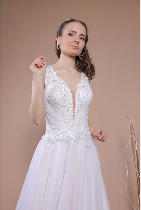 Hochzeitskleid für braut von Schantal, Kollektion Traum, Modell 14039. Foto 4