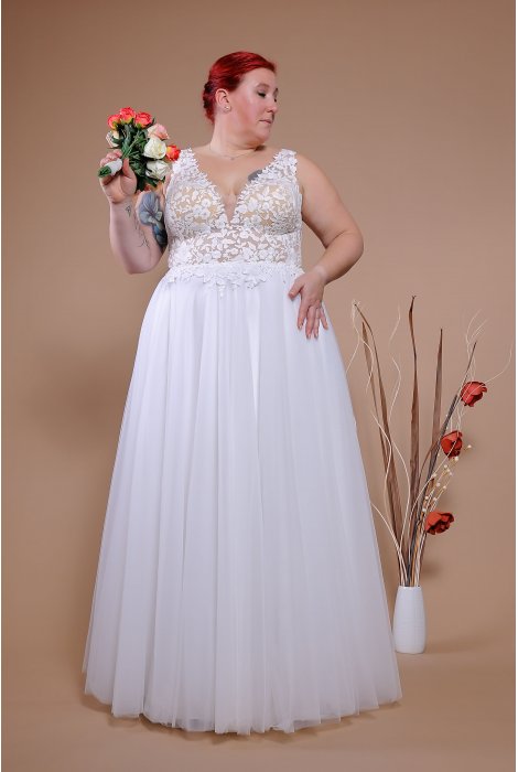 Hochzeitskleid für braut von Schantal, Kollektion Queen XXL, Modell 14041 XXL. Foto 2