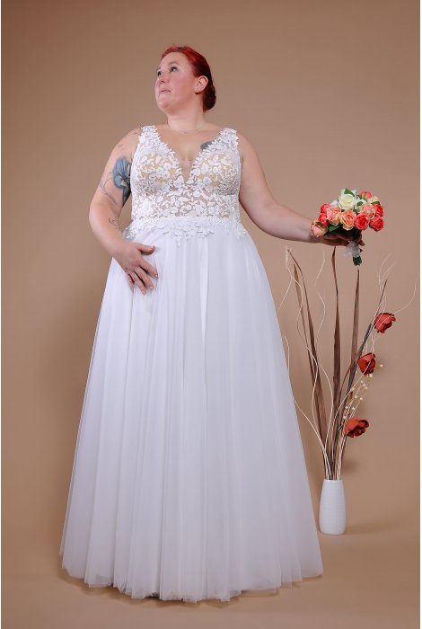 Hochzeitskleid für braut von Schantal, Kollektion Queen XXL, Modell 14041 XXL. Foto 4