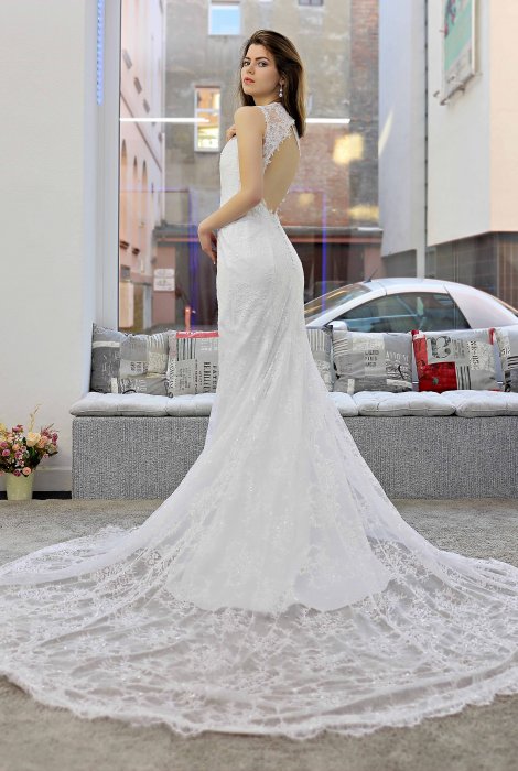 Hochzeitskleid für braut von Schantal, Kollektion Traum, Modell 14046. Foto 2