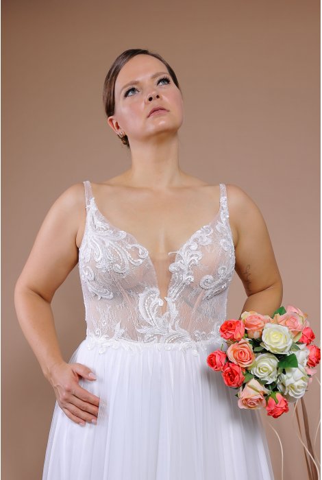 Hochzeitskleid für braut von Schantal, Kollektion Queen XXL, Modell 14051 XXL. Foto 4