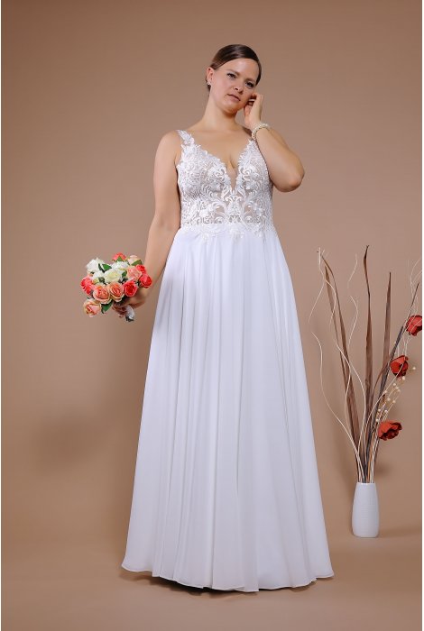 Hochzeitskleid für braut von Schantal, Kollektion Queen XXL, Modell 14052 XXL. Foto 2