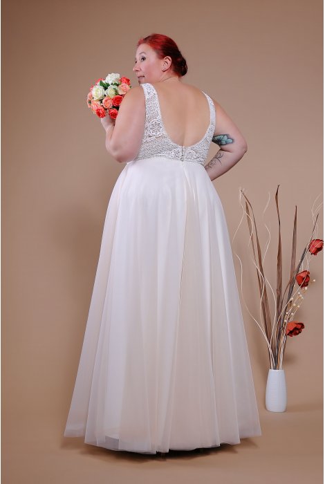 Hochzeitskleid für braut von Schantal, Kollektion Queen XXL, Modell 14053 XXL. Foto 5