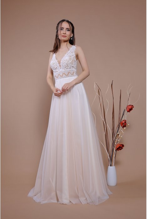 Hochzeitskleid für braut von Schantal, Kollektion Traum, Modell 14057. Foto 3