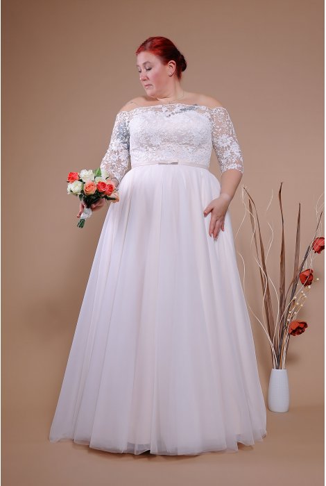 Hochzeitskleid für braut von Schantal, Kollektion Queen XXL, Modell 14071 XXL. Foto 2