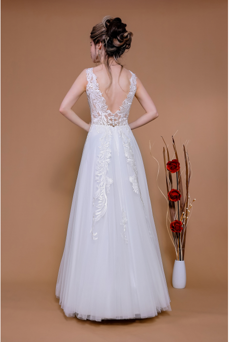 Hochzeitskleid für braut von Schantal, Kollektion Traum, Modell 14074. Foto 5