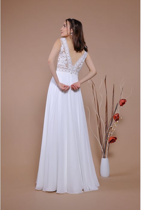 Hochzeitskleid für braut von Schantal, Kollektion Traum, Modell 14076. Foto 6