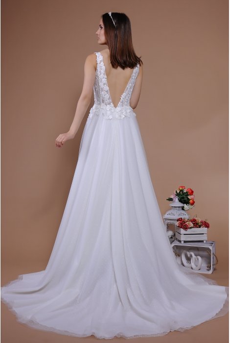 Hochzeitskleid für braut von Schantal, Kollektion Traum, Modell 14080. Foto 6