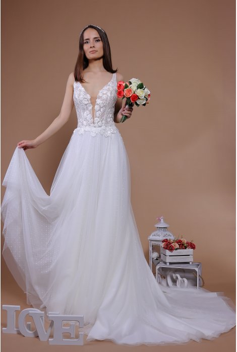 Hochzeitskleid für braut von Schantal, Kollektion Traum, Modell 14080. Foto 3