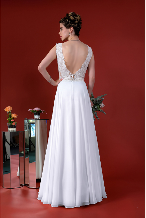 Hochzeitskleid für braut von Schantal, Kollektion Kiara, Modell 14081. Foto 6