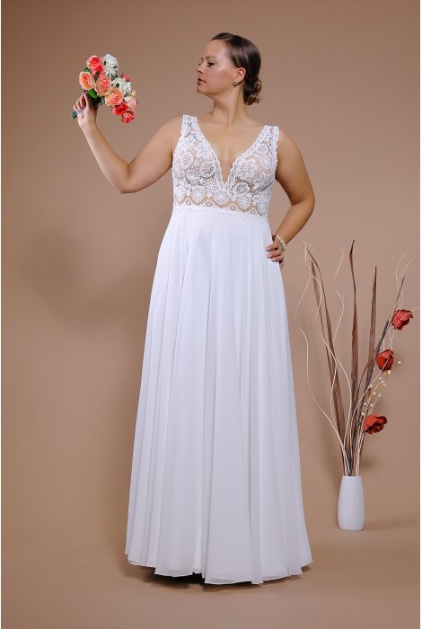Hochzeitskleid für braut von Schantal, Kollektion Queen XXL, Modell 14082 XXL. Foto 1