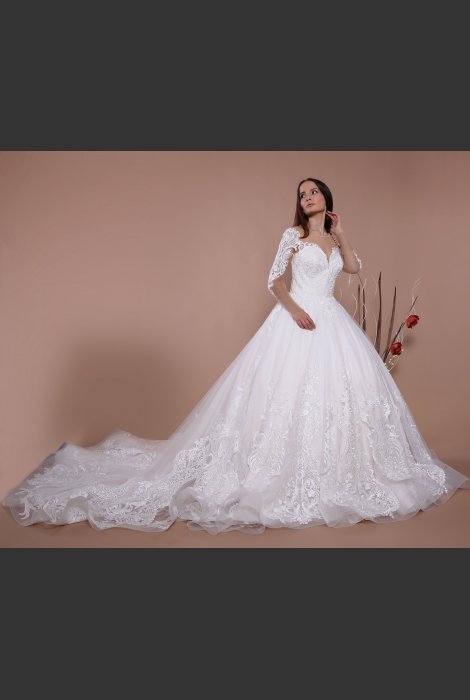 Hochzeitskleid für braut von Schantal, Kollektion Traum, Modell 14085. Foto 2