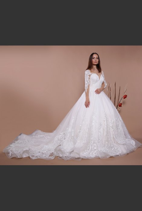 Hochzeitskleid für braut von Schantal, Kollektion Traum, Modell 14085. Foto 4