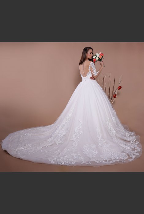 Hochzeitskleid für braut von Schantal, Kollektion Traum, Modell 14085. Foto 6