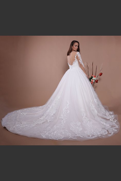 Hochzeitskleid für braut von Schantal, Kollektion Traum, Modell 14085. Foto 7