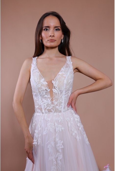 Hochzeitskleid für braut von Schantal, Kollektion Traum, Modell 14086. Foto 7