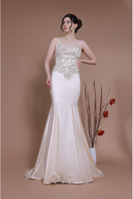 Hochzeitskleid für braut von Schantal, Kollektion Traum, Modell 14097. Foto 4