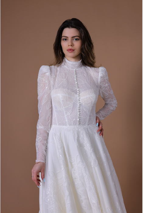 Hochzeitskleid für braut von Schantal, Kollektion Traum, Modell 14099. Foto 2