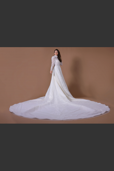 Hochzeitskleid für braut von Schantal, Kollektion Traum, Modell 14099. Foto 8