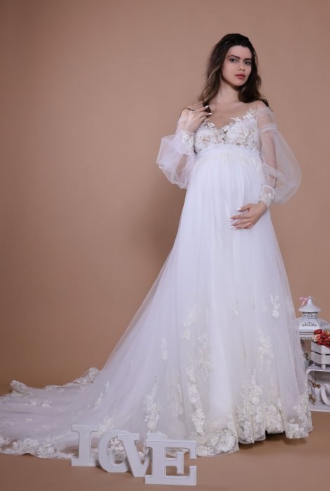 Hochzeitskleid für braut von Schantal, Kollektion Traum, Modell 14102. Foto 1