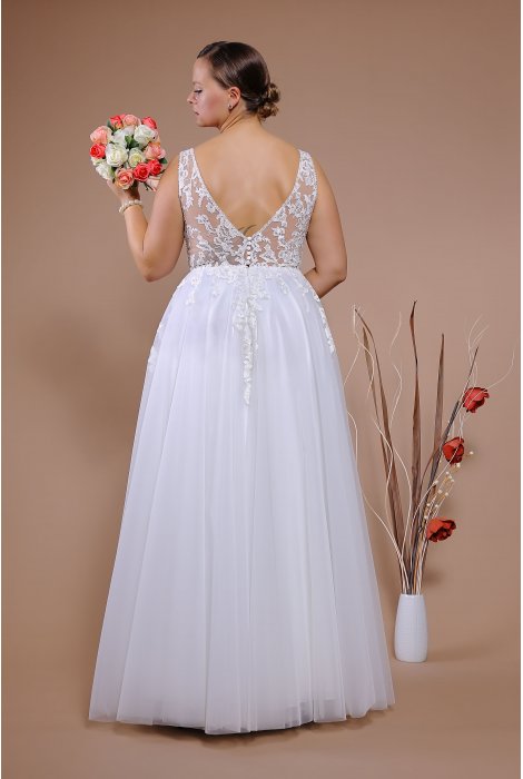 Hochzeitskleid für braut von Schantal, Kollektion Queen XXL, Modell 14113 XXL. Foto 5