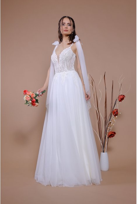 Hochzeitskleid für braut von Schantal, Kollektion Traum, Modell 14121. Foto 1