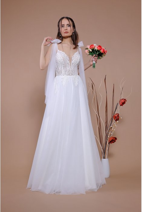 Hochzeitskleid für braut von Schantal, Kollektion Traum, Modell 14121. Foto 2