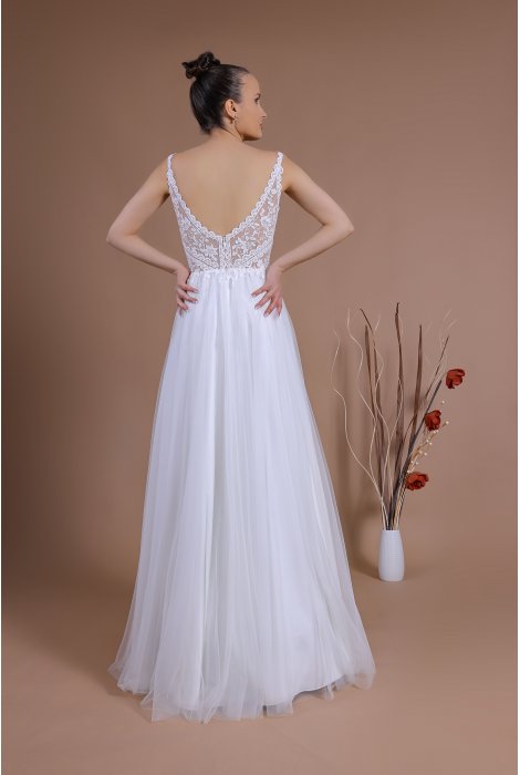 Hochzeitskleid für braut von Schantal, Kollektion Traum, Modell 14128. Foto 5
