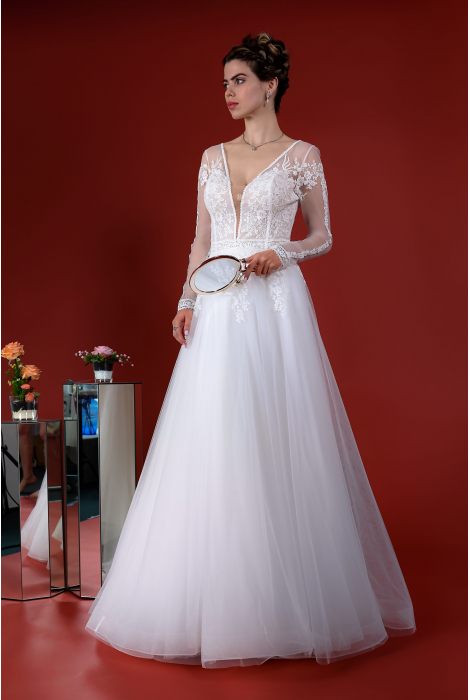 Hochzeitskleid für braut von Schantal, Kollektion Kiara, Modell 14132. Foto 1