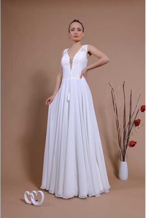Hochzeitskleid für braut von Schantal, Kollektion Traum, Modell 14142. Foto 3