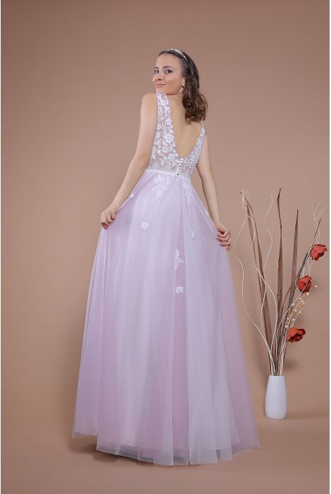 Hochzeitskleid für braut von Schantal, Kollektion Traum, Modell 14146. Foto 5